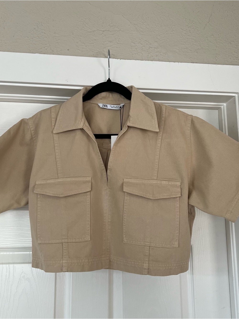 Zara Beige Cropped Utility Top